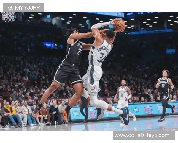 托马斯替补狂砍34分干拔三分锁定胜局引爆全场激情